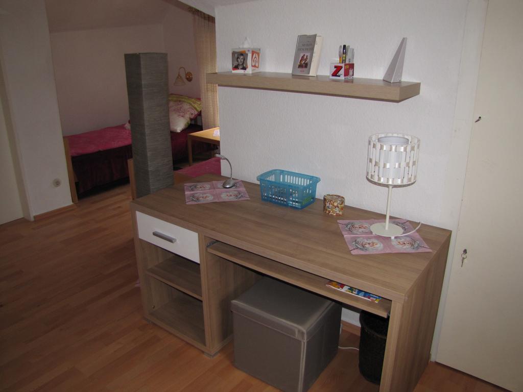 Hof Guttels Waldgasthof Ferienpension Rotenburg an der Fulda Room photo